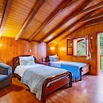 Holzhaus - Fontes5 By Interhome Feiteiras